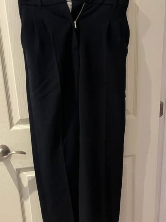 Aritzia effortless black pants size 6 - Picture 1 of 2